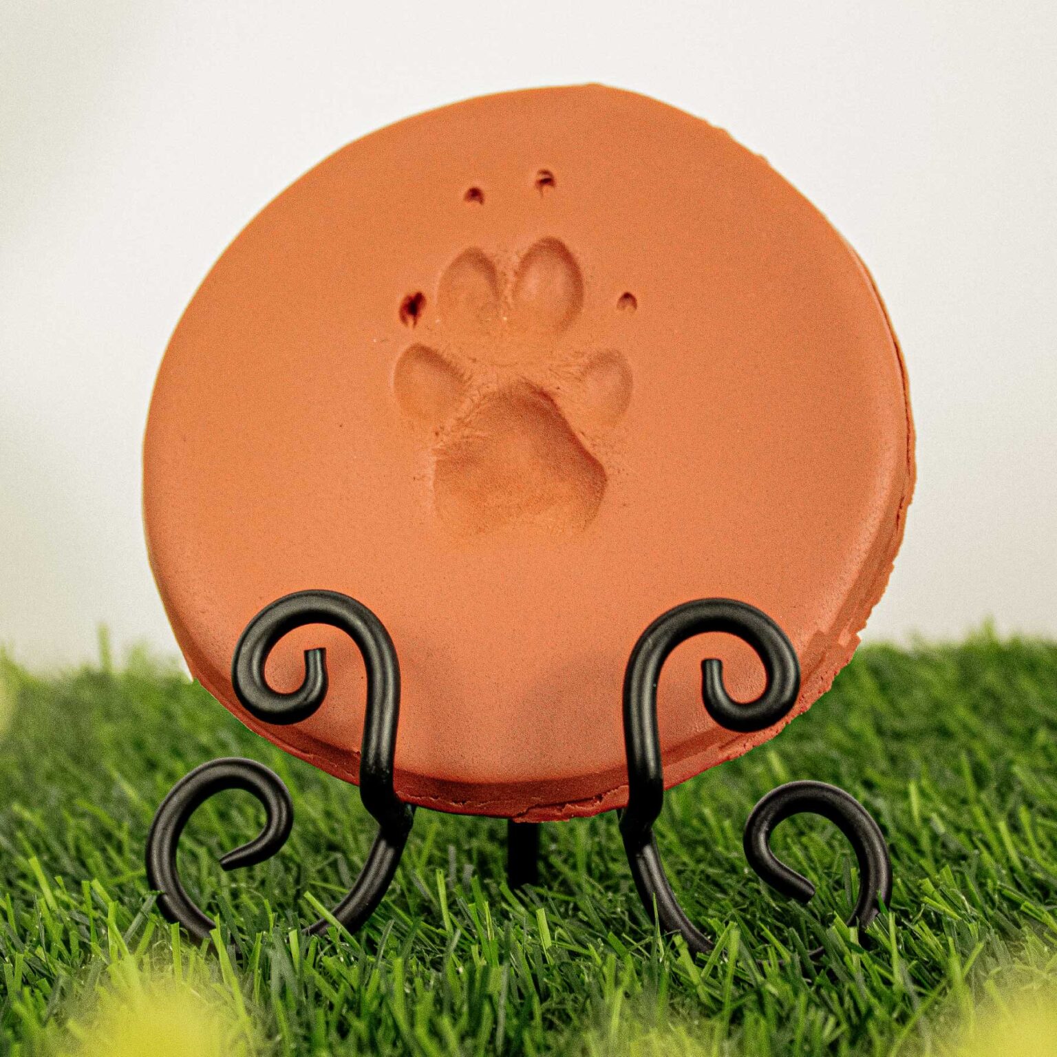 LB_Clay-Paw-Print-1